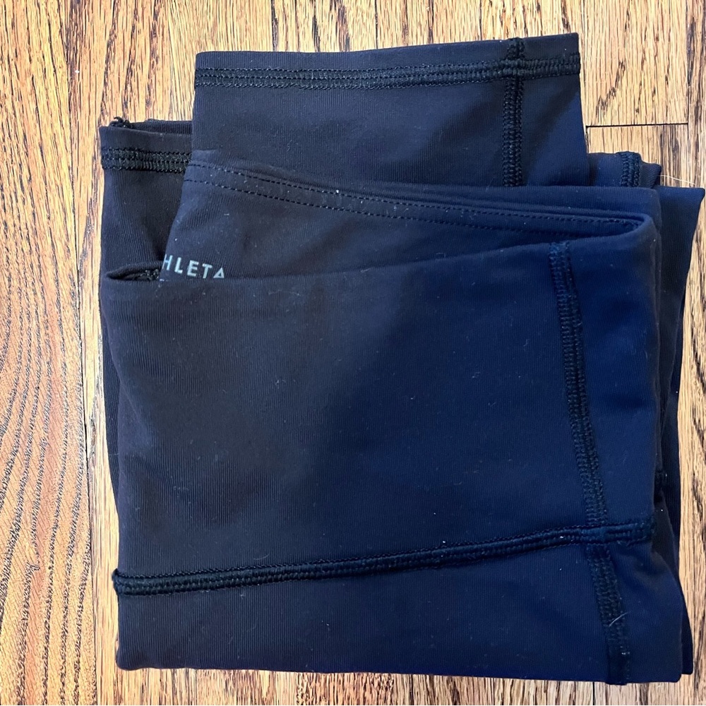 Athleta High Rise Chaturanga Black Capri
